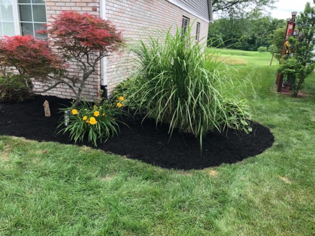 Mulch Delivery &amp; Install in Fishers Indiana