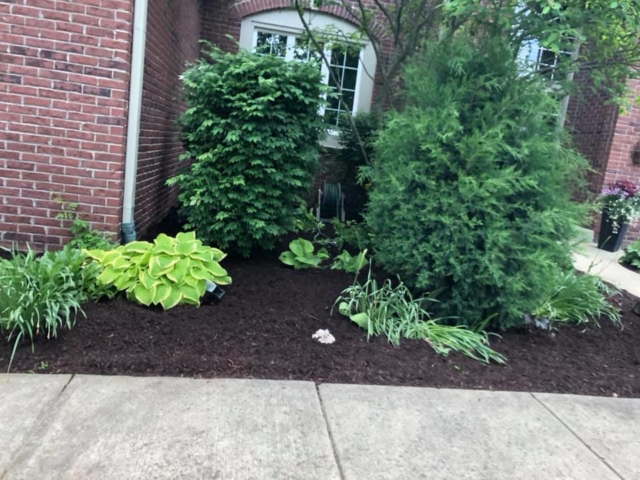 Mulch Delivery Service around Fishers Indiana
